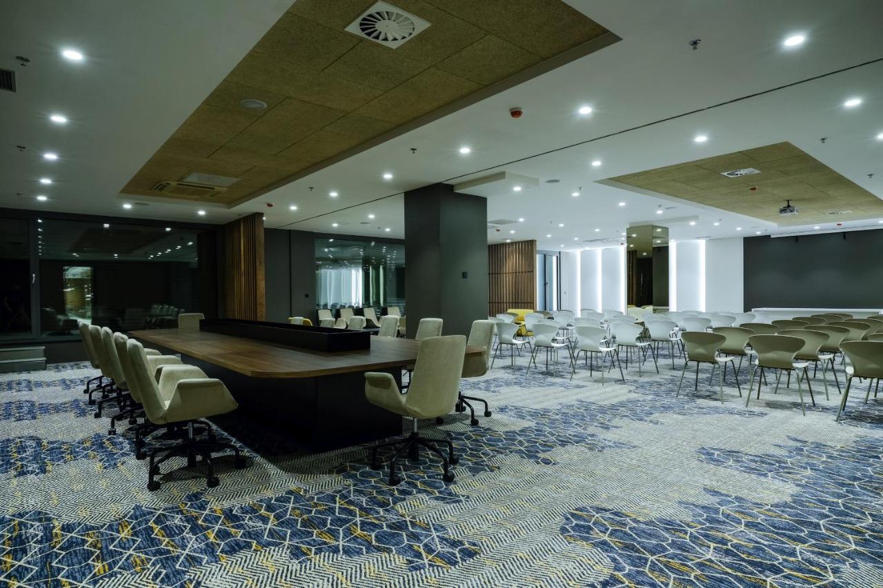 Hotel Vema Visoko Exteriör bild